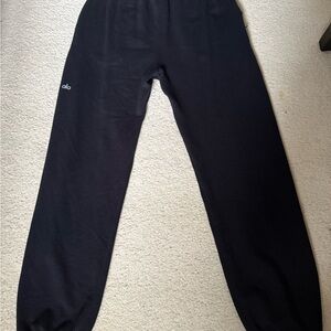 ALO Yoga Men's Black Jogger Sweatpants with Subtle Logo